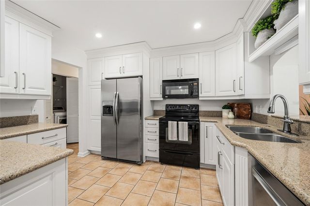 2504 FORFARSHIRE DRIVE, Winter Park, FL 32792
