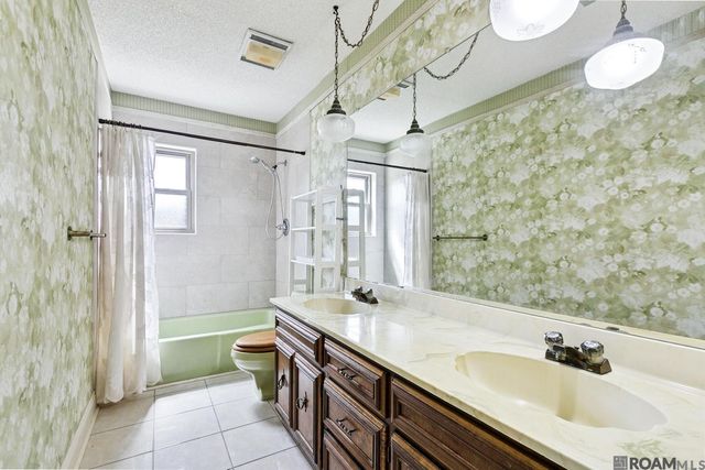 1893 Lagan Ct, Lutcher, LA 70071