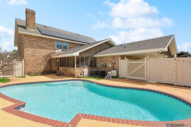 1893 Lagan Ct, Lutcher, LA 70071