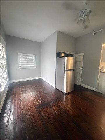 700 1ST STREET N 4, St Petersburg, FL 33701