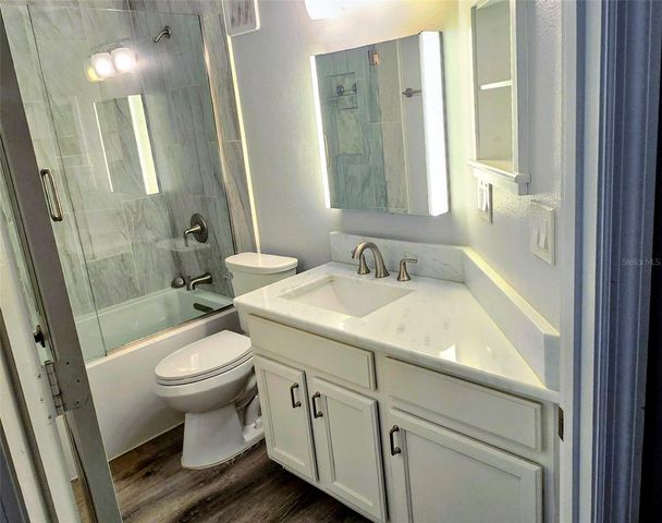 550 CRANES WAY 120, Altamonte Springs, FL 32701