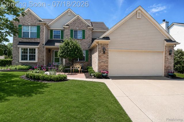 5363 Mill Race Way, Commerce Charter Township, MI 48382