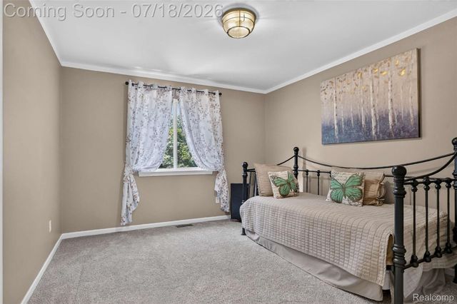 5363 Mill Race Way, Commerce Charter Township, MI 48382