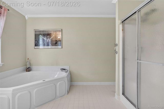 5363 Mill Race Way, Commerce Charter Township, MI 48382