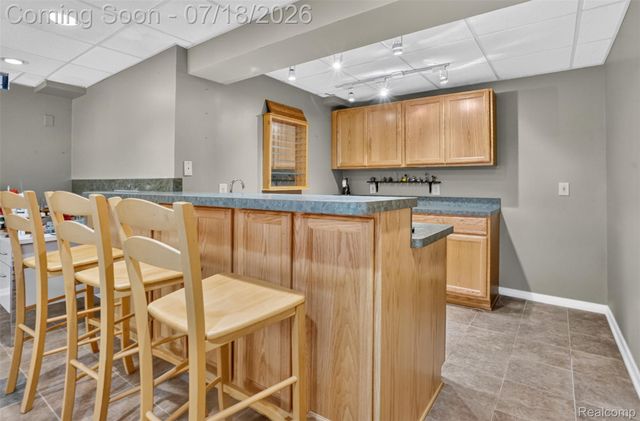 5363 Mill Race Way, Commerce Charter Township, MI 48382
