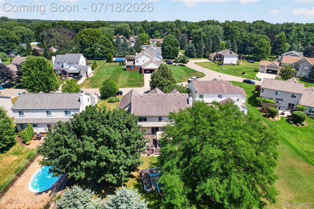 5363 Mill Race Way, Commerce Charter Township, MI 48382