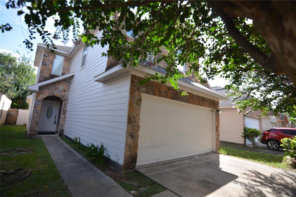 10920 Panther Court, Houston, TX 77099