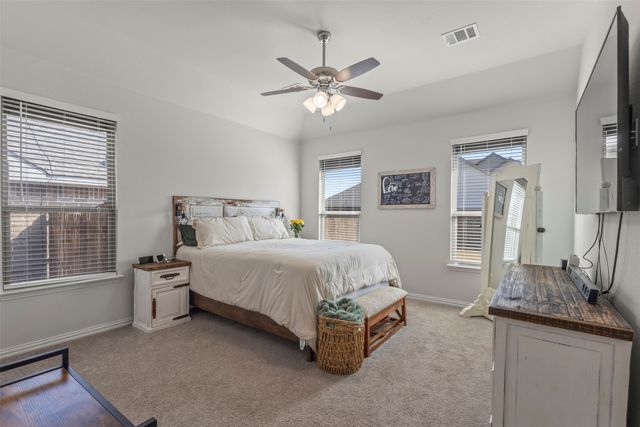 551 Ruthye Lane, Pilot Point, TX 76258