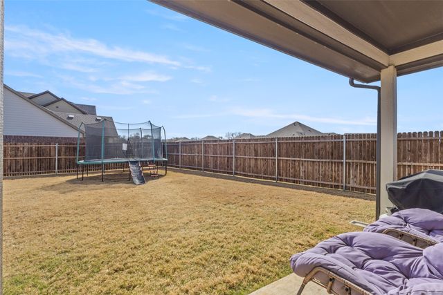 551 Ruthye Lane, Pilot Point, TX 76258