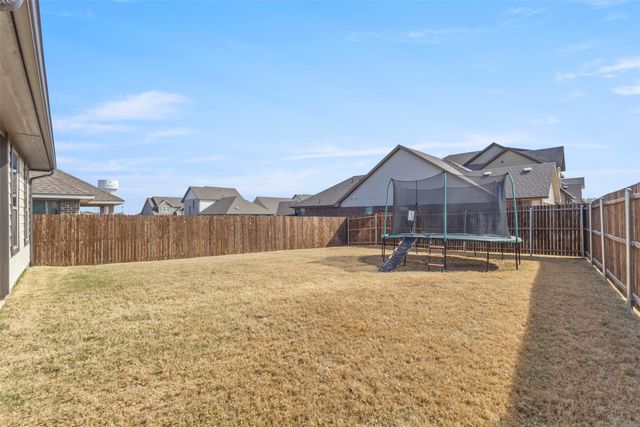 551 Ruthye Lane, Pilot Point, TX 76258