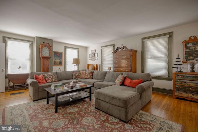 343 MORRIS RD, Fort Washington, PA 19034