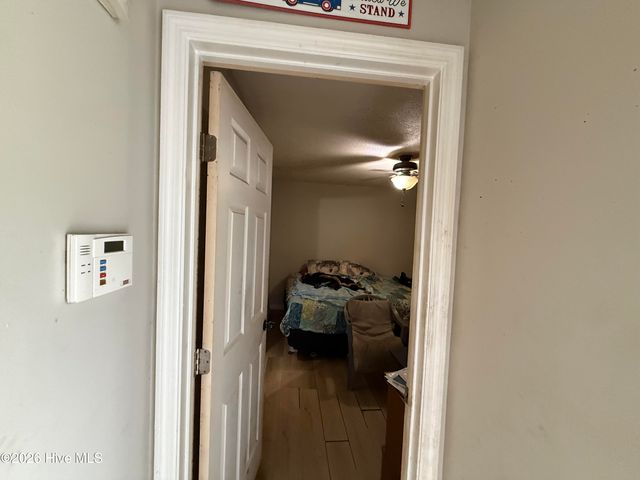 206 Fox Way N, Hubert, NC 28539