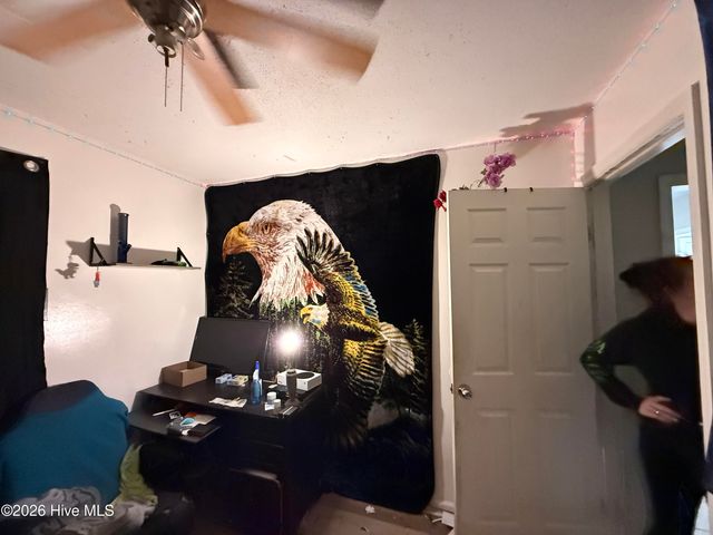 206 Fox Way N, Hubert, NC 28539