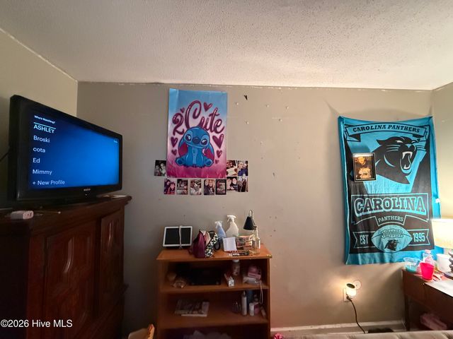 206 Fox Way N, Hubert, NC 28539