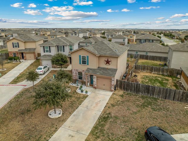 100 Wincliff CV 13D, Jarrell, TX 76537