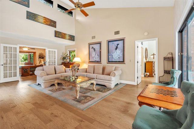 140 COWPEN LANE, Sarasota, FL 34240