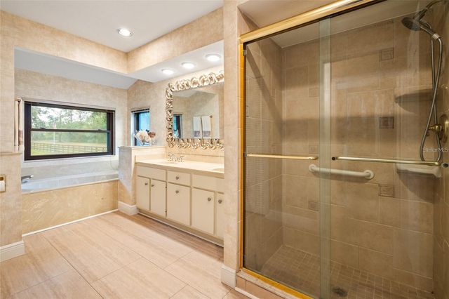 140 COWPEN LANE, Sarasota, FL 34240