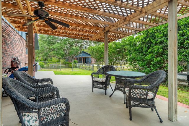 140 COWPEN LANE, Sarasota, FL 34240