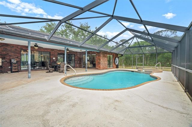 140 COWPEN LANE, Sarasota, FL 34240