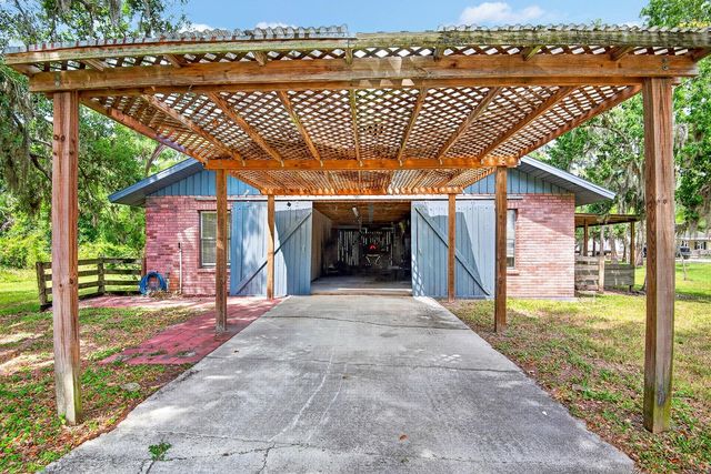 140 COWPEN LANE, Sarasota, FL 34240