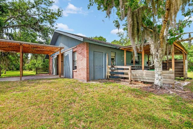 140 COWPEN LANE, Sarasota, FL 34240