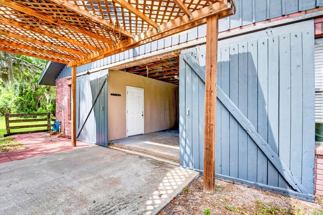 140 COWPEN LANE, Sarasota, FL 34240