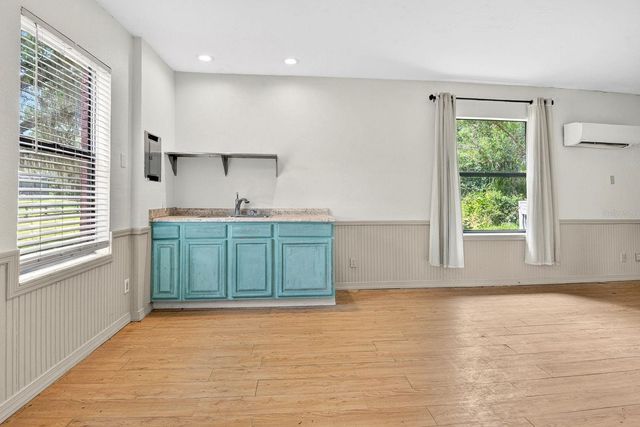 140 COWPEN LANE, Sarasota, FL 34240