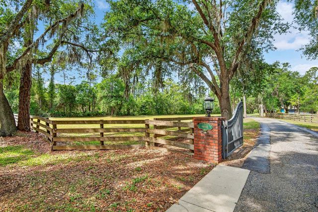 140 COWPEN LANE, Sarasota, FL 34240