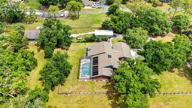 140 COWPEN LANE, Sarasota, FL 34240