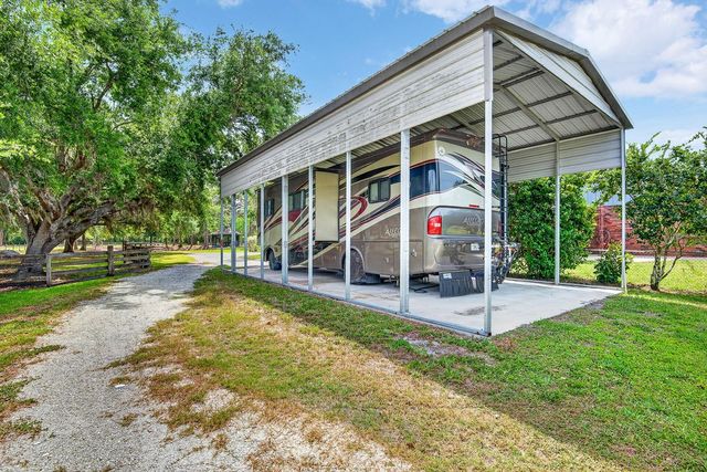 140 COWPEN LANE, Sarasota, FL 34240