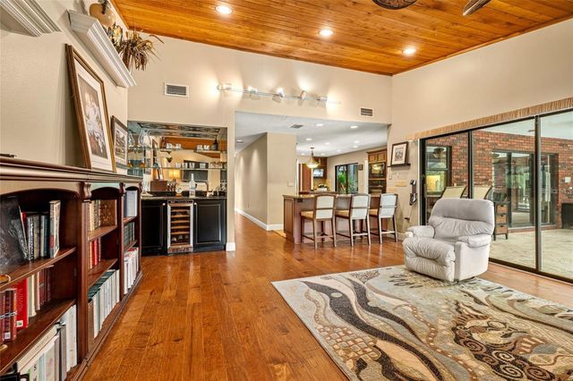 140 COWPEN LANE, Sarasota, FL 34240