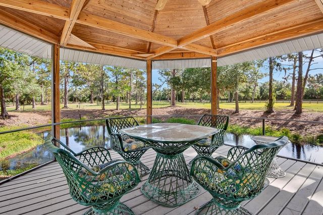 140 COWPEN LANE, Sarasota, FL 34240