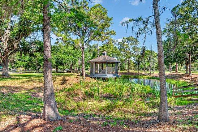 140 COWPEN LANE, Sarasota, FL 34240