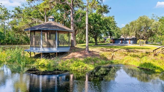 140 COWPEN LANE, Sarasota, FL 34240