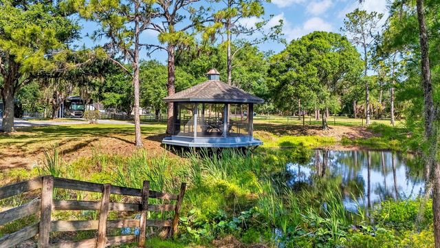 140 COWPEN LANE, Sarasota, FL 34240