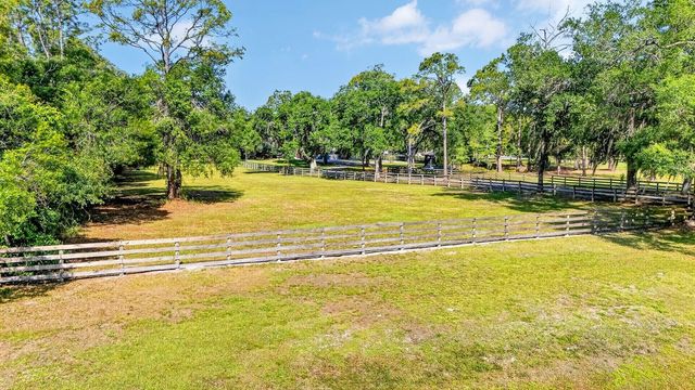 140 COWPEN LANE, Sarasota, FL 34240