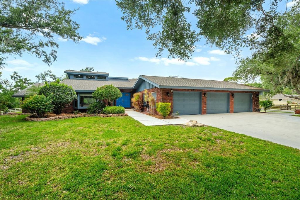 140 COWPEN LANE, Sarasota, FL 34240