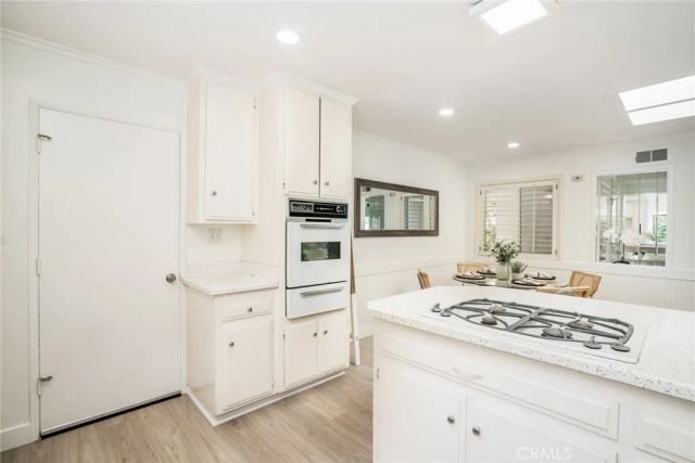 16381 Lakemont, Huntington Beach, CA 92647