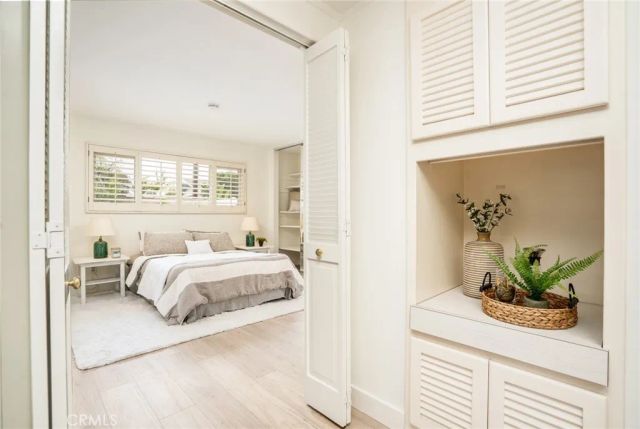 16381 Lakemont, Huntington Beach, CA 92647