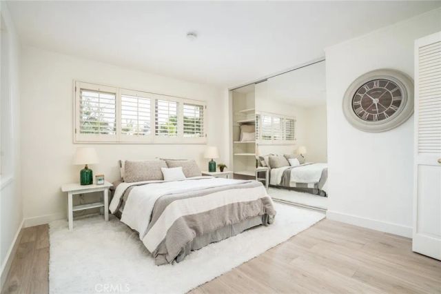 16381 Lakemont, Huntington Beach, CA 92647