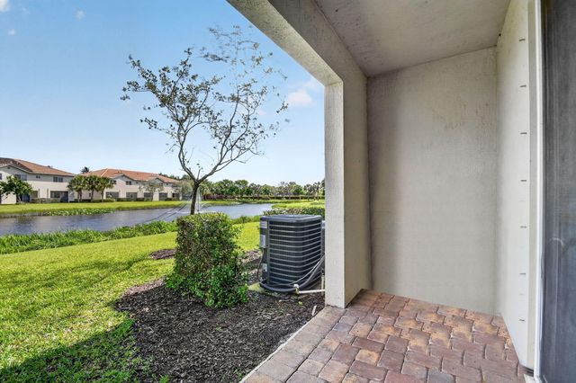 1186 Paisley Court, Lake Worth Beach, FL 33461