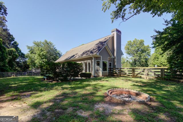 1938 Highway 9 N, Dawsonville, GA 30534