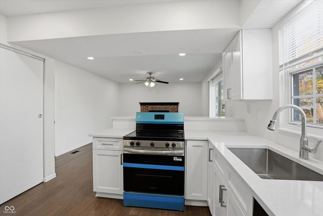 4749 Rocky Knob Lane, Indianapolis, IN 46254