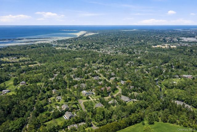 6 Cedarfield Terrace, Saint James, NY 11780