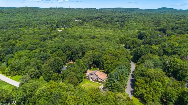 11 Vista Dr, Rockaway Twp., NJ 07005