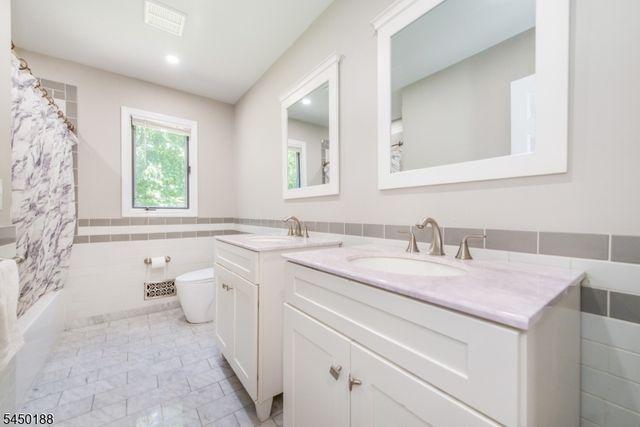 11 Vista Dr, Rockaway Twp., NJ 07005