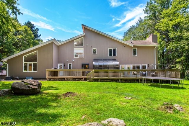 11 Vista Dr, Rockaway Twp., NJ 07005