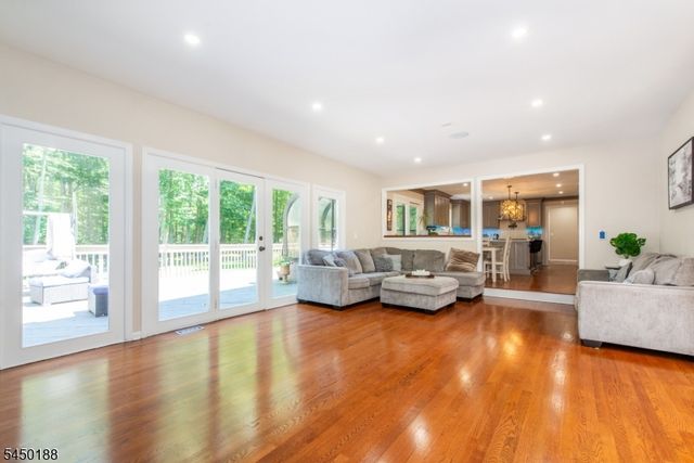 11 Vista Dr, Rockaway Twp., NJ 07005