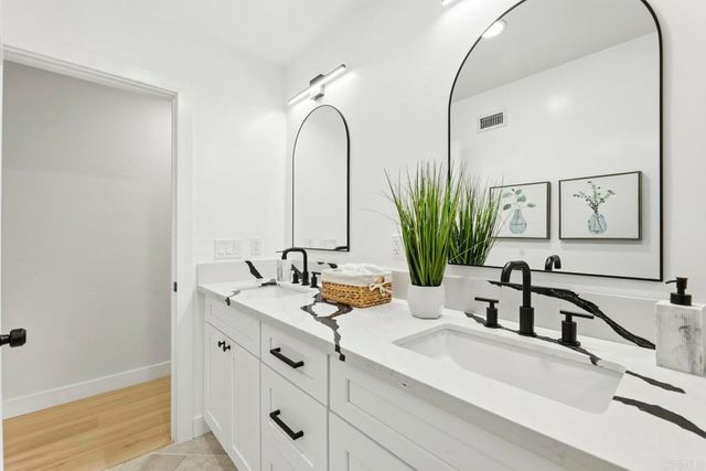 1019 Torole Circle, Vista, CA 92084