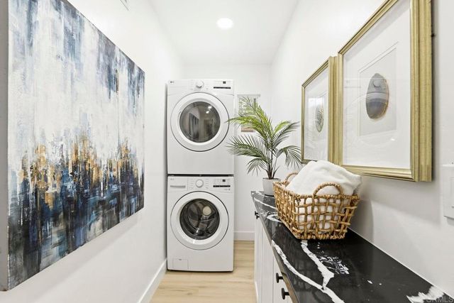 1019 Torole Circle, Vista, CA 92084